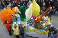 Fête du mimosa à Roquebrun : Les contes de notre enfance. Le dimanche 12 février 2012 à Roquebrun. Herault. 